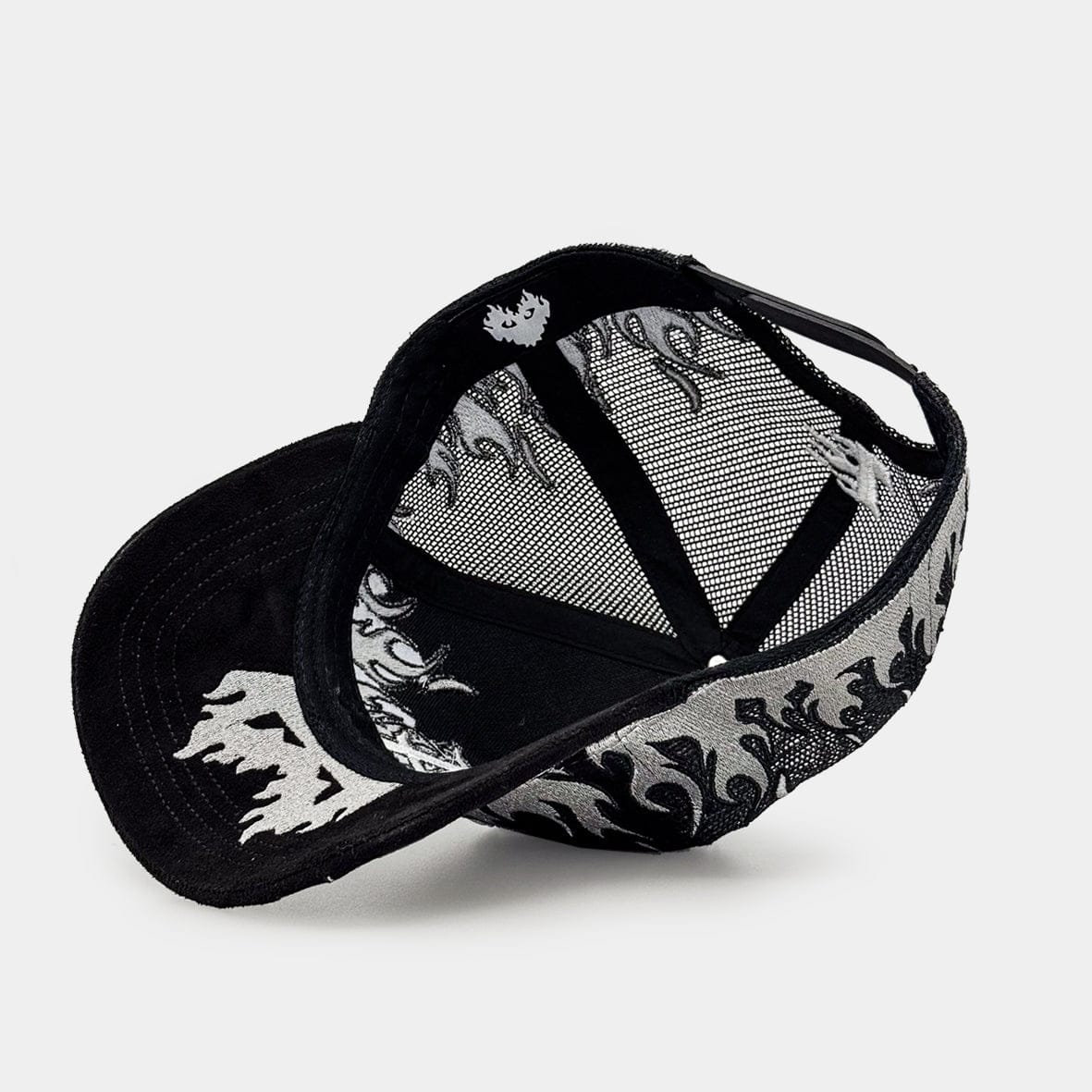 Silver Lumbre LA Trucker